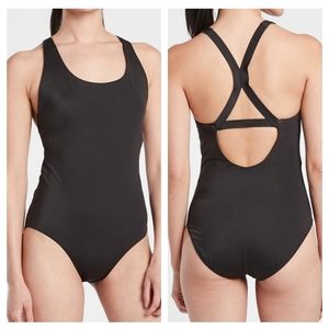 NWT Athleta Malibu One Piece Swimsuit